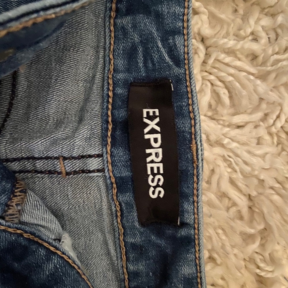 Express shorts - Picture 2 of 4
